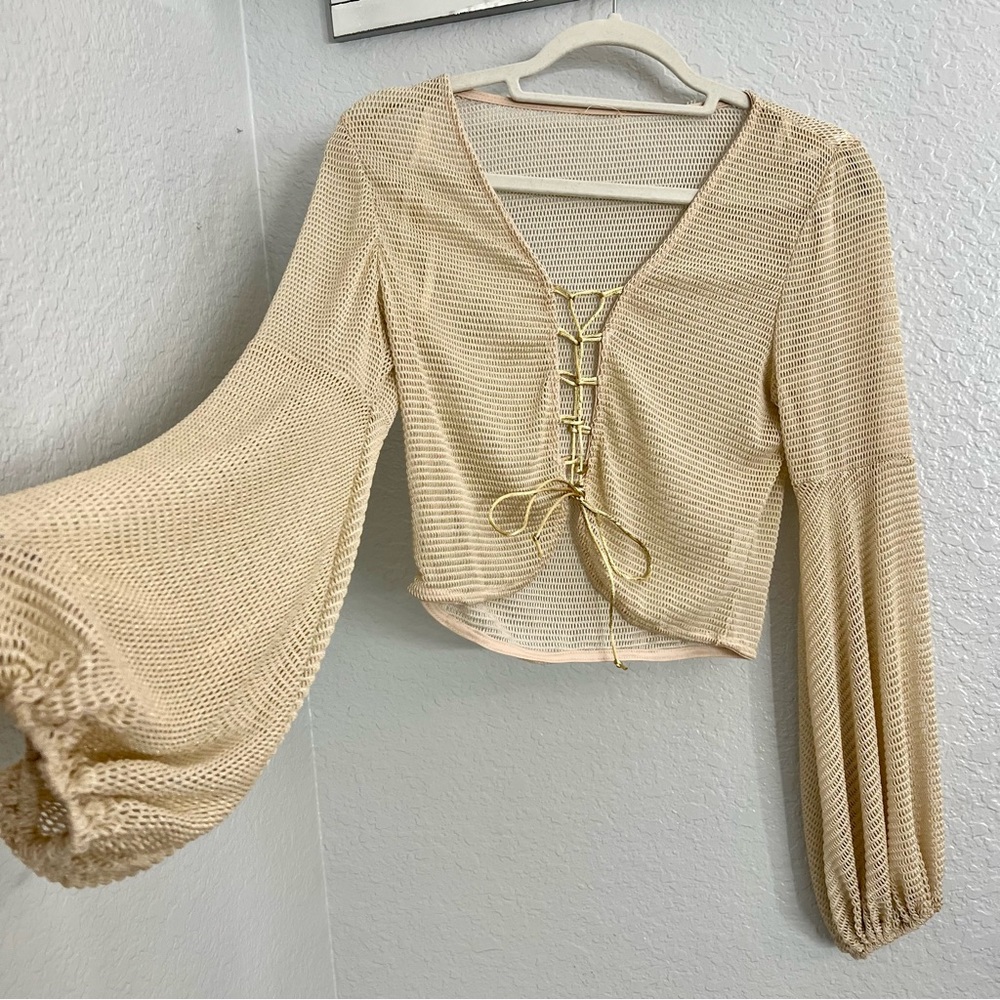 Beige Knit long sleeve Blouse with gold ribbon